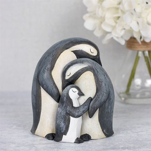 Penguin Family Ornament – Cute Resin Home Decor Gift